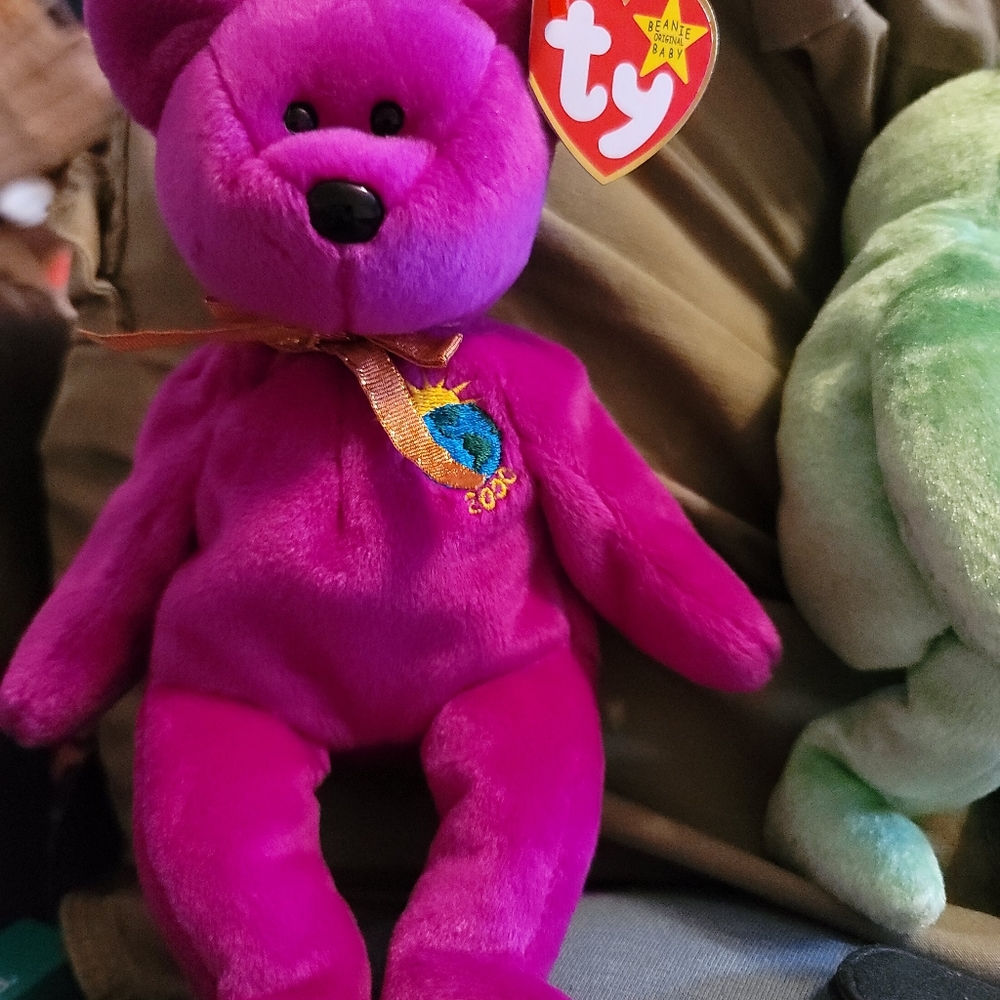 Beanie bear